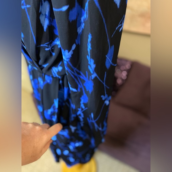 Banana Republic Blue and Black Long Sleeve wrap style dress Size 8 - Picture 9 of 12